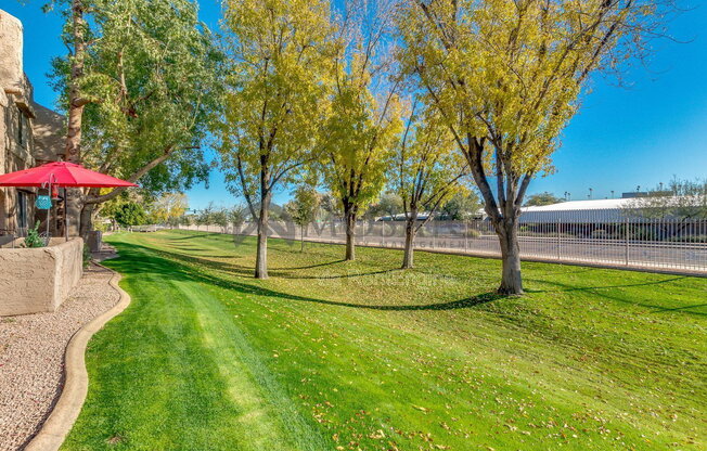 2 beds, 2 baths, 1,000 sqft, $1,415, Unit 241