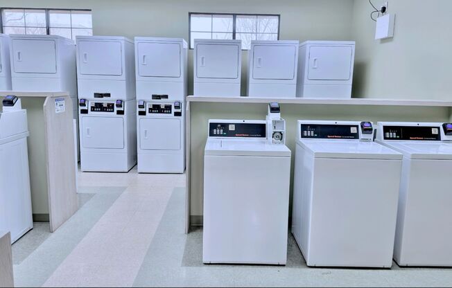 2 beds, 1.5 baths, 1,050 sqft, $1,185, Unit 156