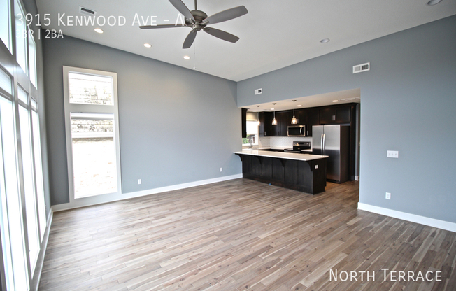 3915 KENWOOD AVE
