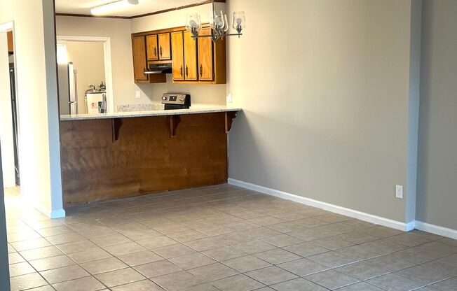 WATERFRONT CONDO IN LAKE PARK