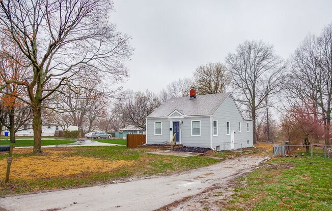 This Single Family Home In Grandview Is Ready for Move-In!