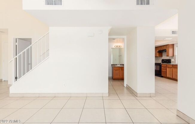 2415 W Greenway Rd 3, Phoenix