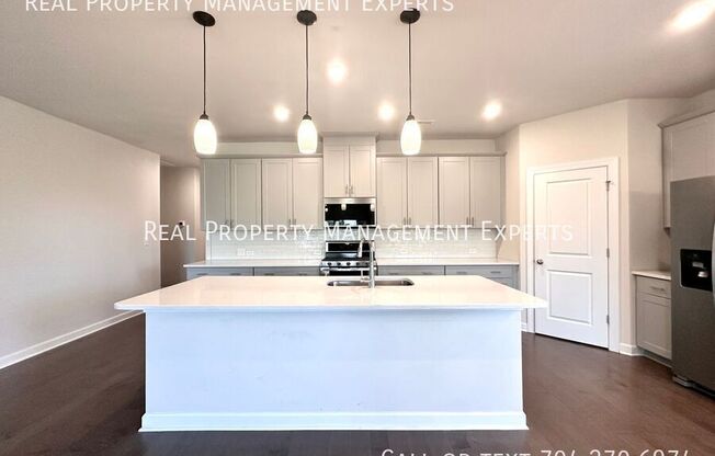 3012 STRIPED MAPLE CT