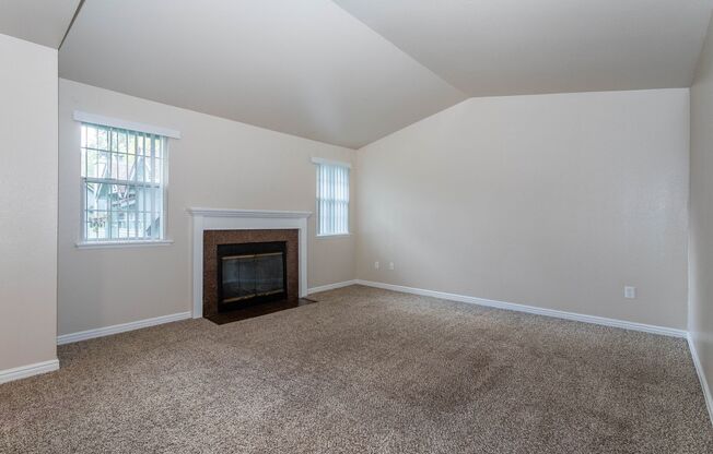 2 beds, 2 baths, 949 sqft, $1,995, Unit M201