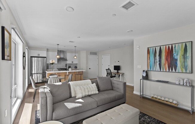 1 bed, 1 bath, 700 sqft, $3,300, Unit 411