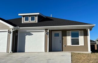 NEW 3 Bedroom Duplex In Duenweg, MO