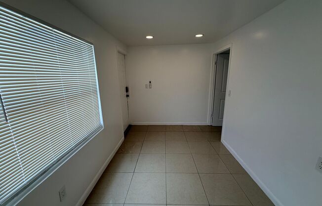 548 NW 30 ST
