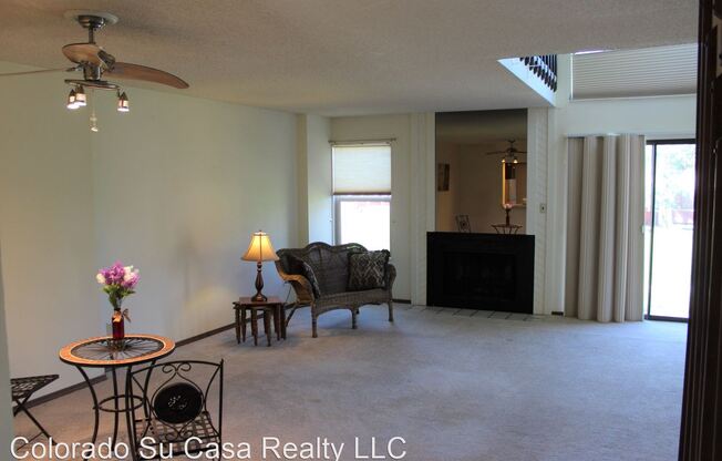 440A W. Rockrimmon Blvd.