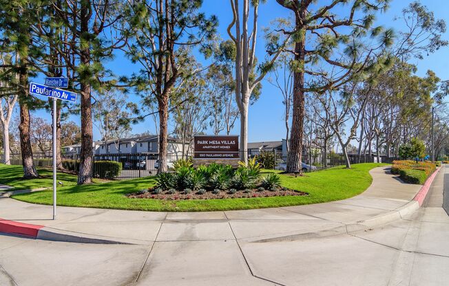 A sign for Pauling Way is on the left side of the image.