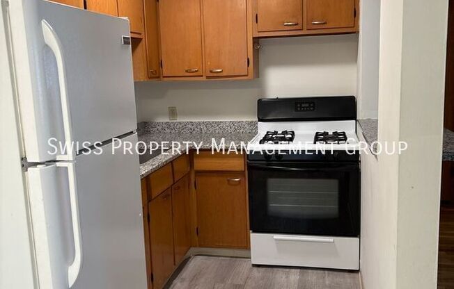 1729 W 3 AVE