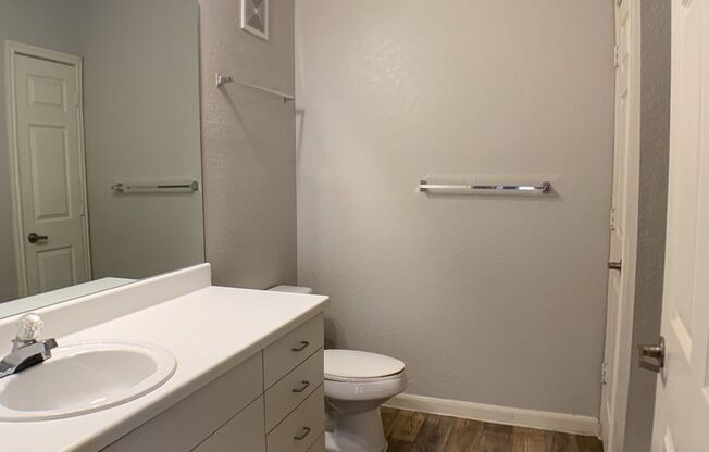 2 beds, 2 baths, $1,850, Unit Unit 224