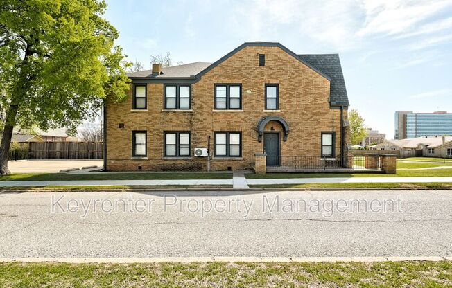 701 NE 14 ST