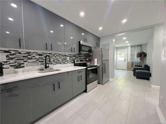 1 bed, 1 bath, 700 sqft, $2,650, Unit 1