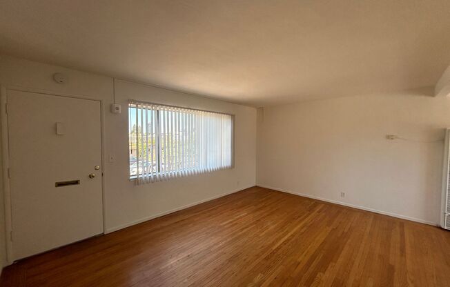 1 bed, 1 bath, $1,550, Unit 12