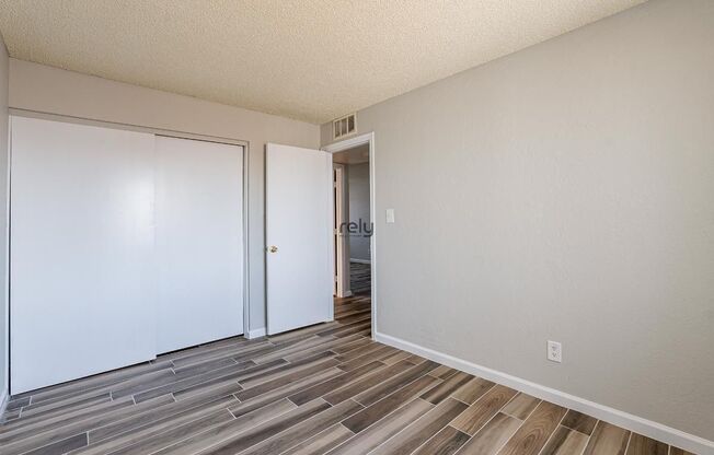 2 beds, 1 bath, 500 sqft, $925, Unit 102