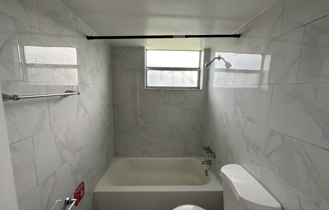 1 bed, 1 bath, $1,525, Unit 203