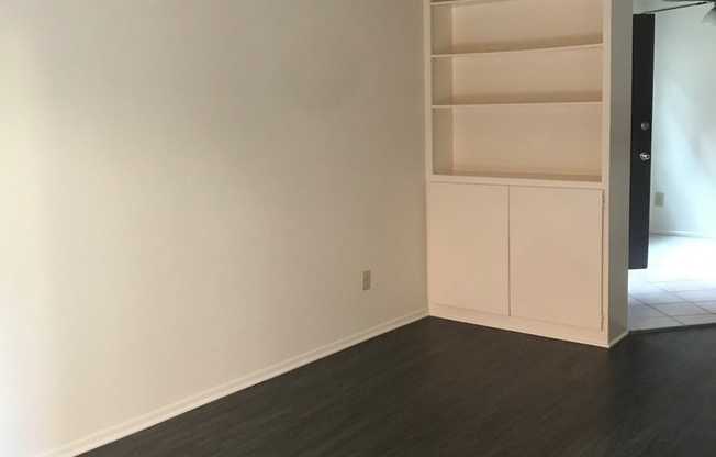 1 bed, 1 bath, 650 sqft, $1,875, Unit 6