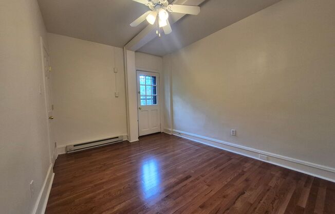 1 bed, 1 bath, 650 sqft, $1,249, Unit 7235 Penn Ave. #3A