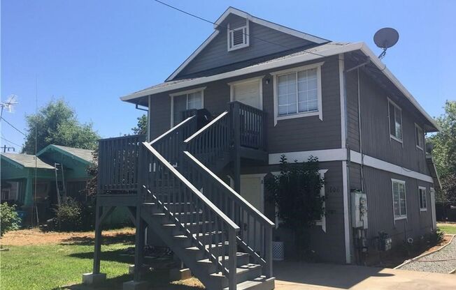 3 beds, 1 bath, 836 sqft, $1,450