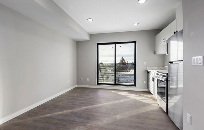 Studio, 1 bath, 270 sqft, $1,045, Unit 203