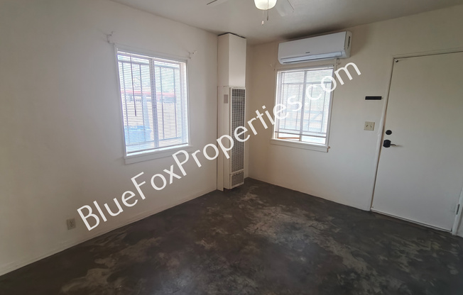 331 N CHERRY AVE
