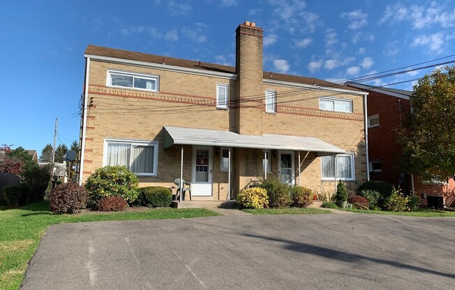 Well Kept Duplex in the Shaler Area