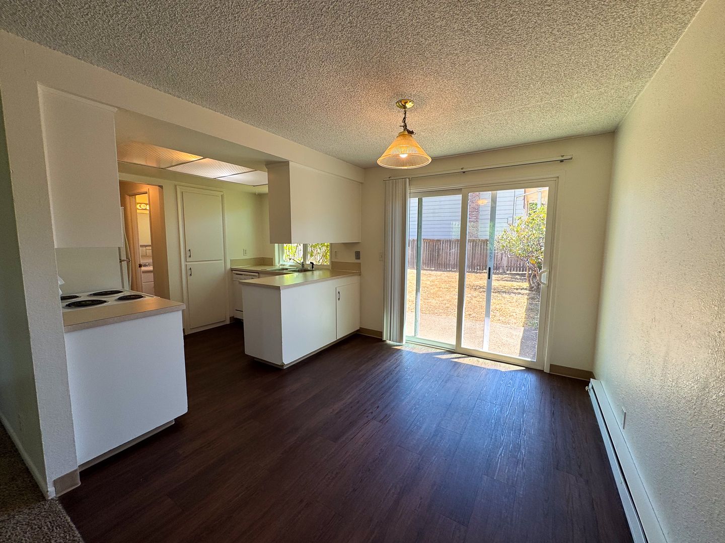 3 Bedroom Duplex off Gilham Rd.