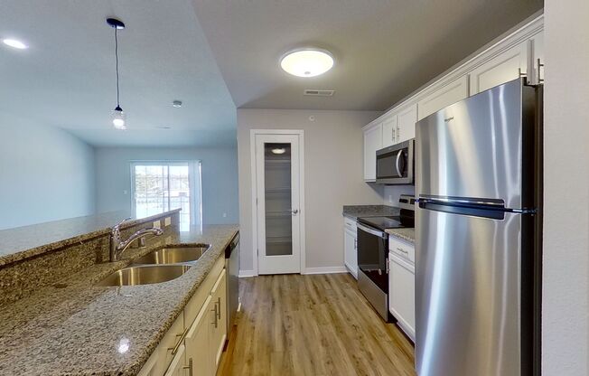 2 beds, 1 bath, $1,717, Unit 62