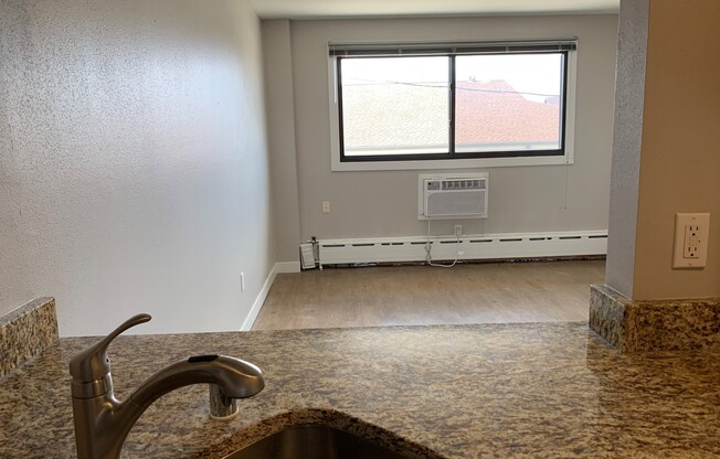 Modern Farwell Ave Apartments