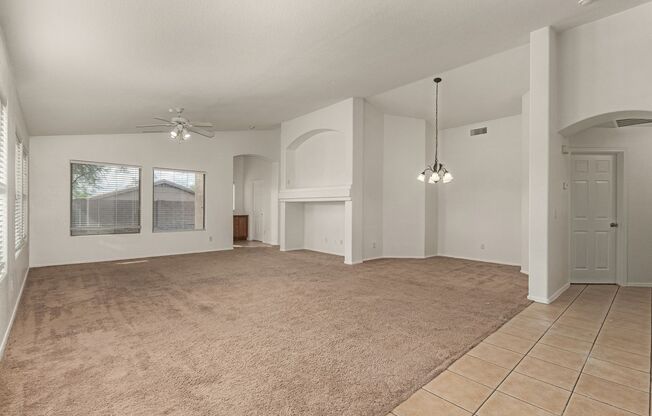 New Listing in Goodyear