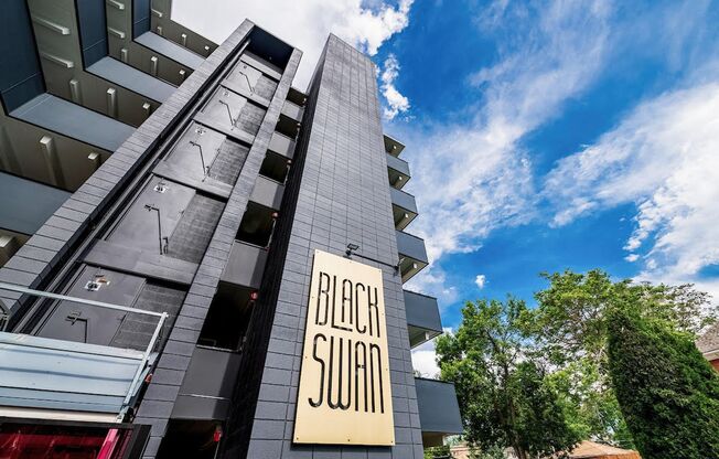 Studio, 1 bath, 500 sqft, $1,295, Unit 405