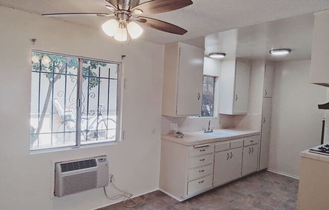 1 bed, 1 bath, $1,650, Unit 03