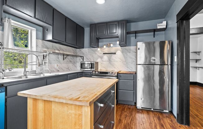 NorthEast Spokane Home - Beautifully Updated