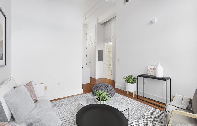 1 bed, 1 bath, $3,450, Unit 304