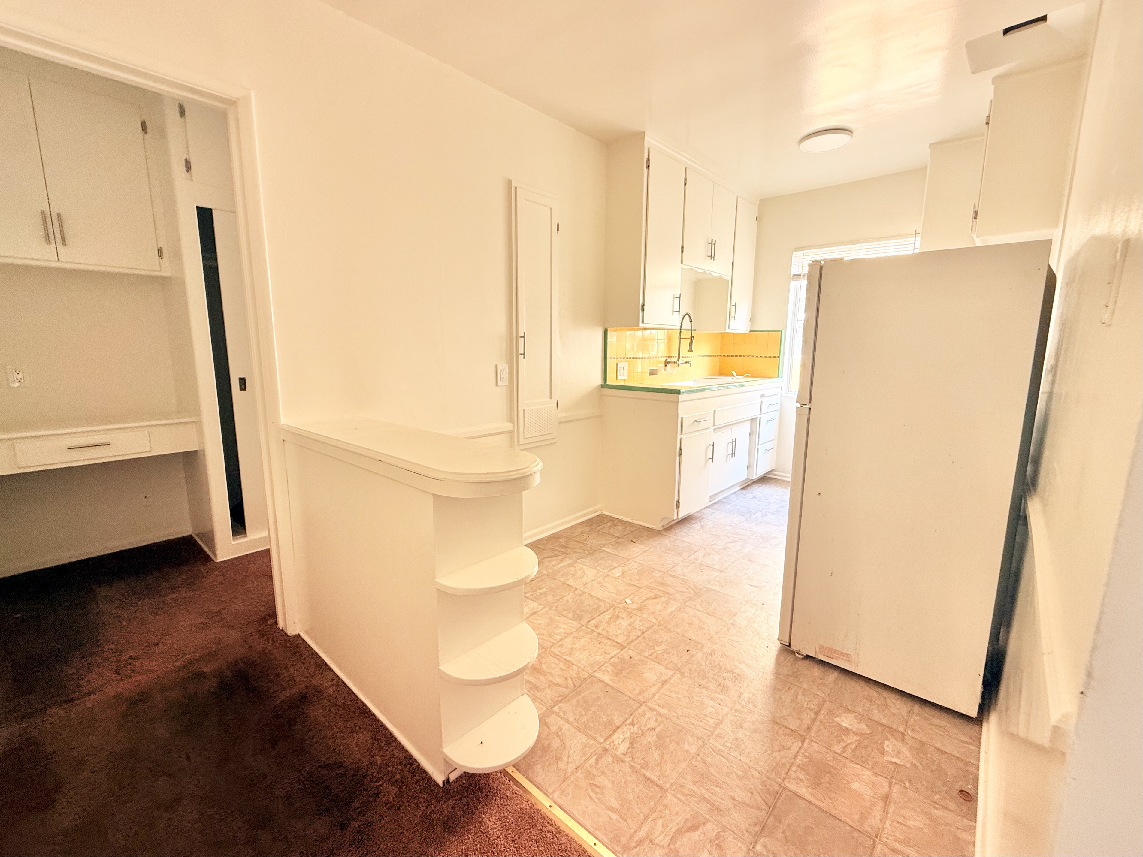 731 S MANSFIELD