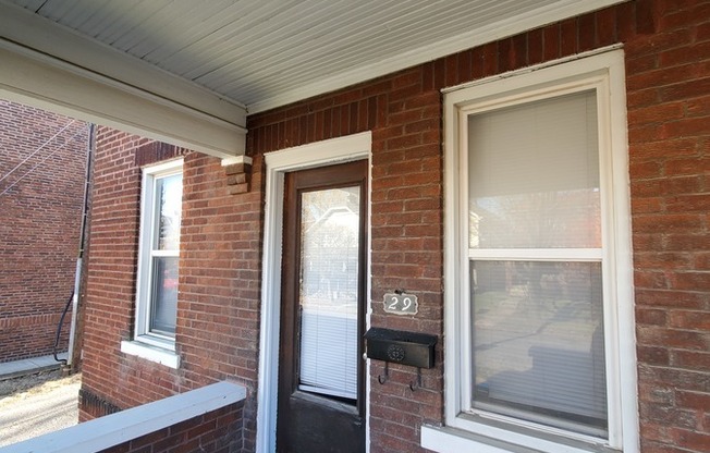 29 E Markison Ave