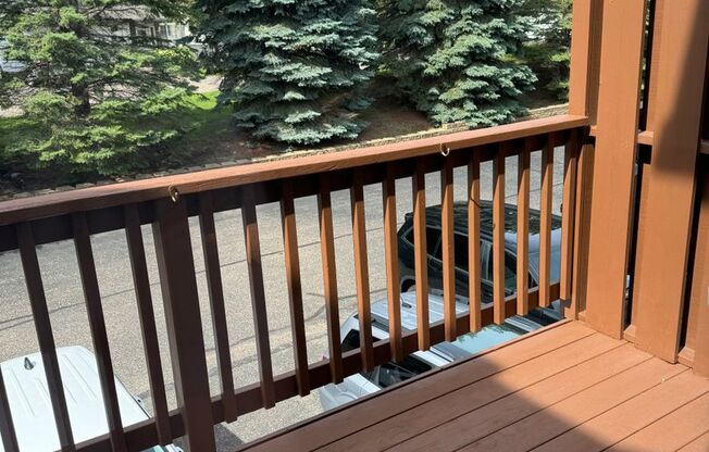 Great Location *2Bed*1.5Bath Townhouse - Oakdale-Available August 1