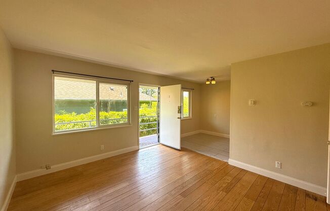 3012 Deakin