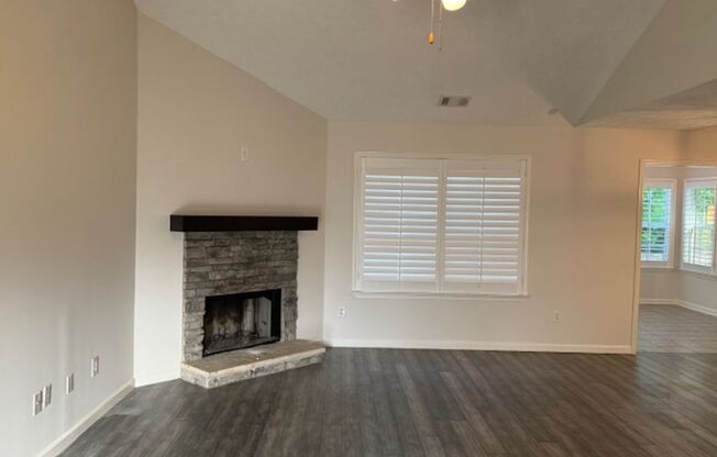577 DEADWOOD TRL