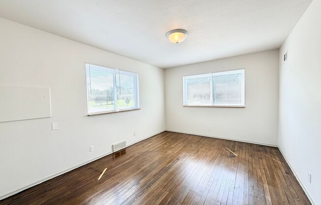 1 bed, 1 bath, 650 sqft, $925, Unit 2815-D
