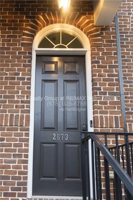 2673 RIVERS EDGE DR NE