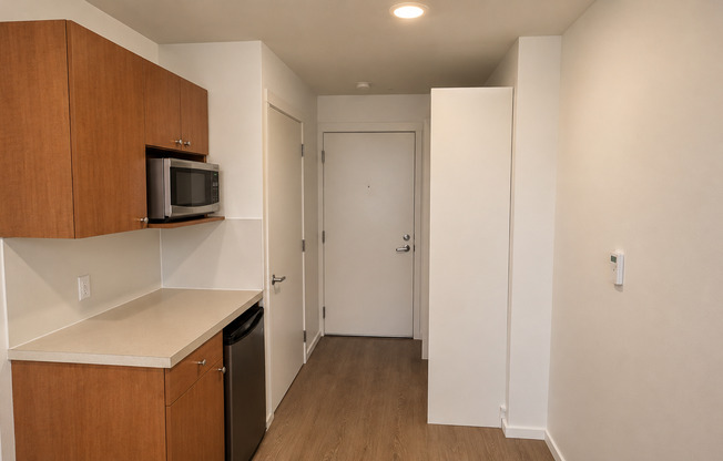 Studio, 1 bath, 176 sqft, $1,225, Unit 4410