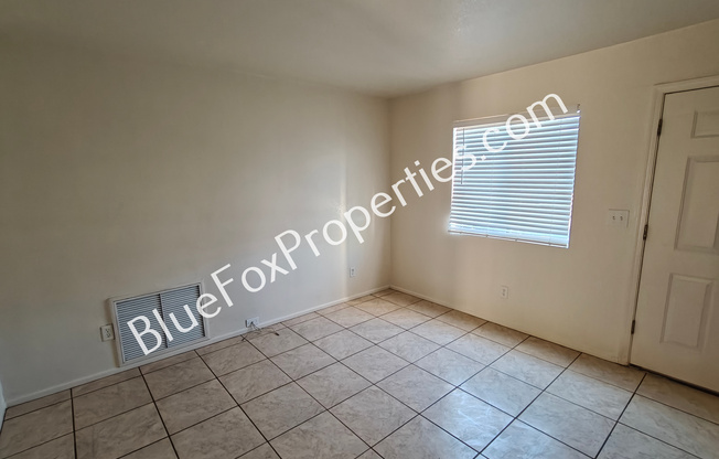 4120 E Bermuda Street