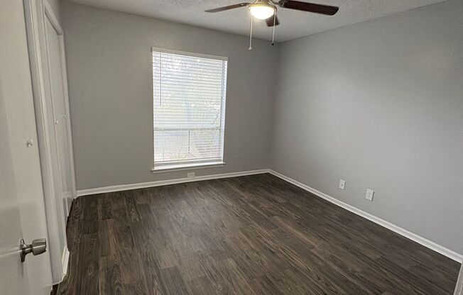 2 beds, 1 bath, 968 sqft, $789