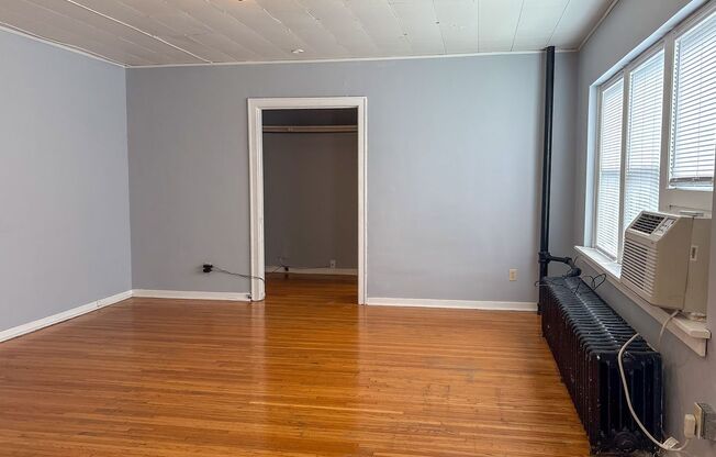 640 S 12th - 12H Apartments