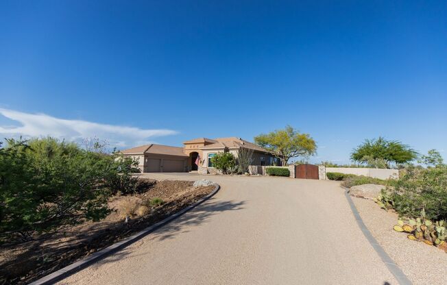 CUSTOM ESTATE ON HUGE LOT WITH PRIVACY AND PANORAMIC MOUNTAIN VIEWS SPARKLING POOL AND HUGE GARAGE