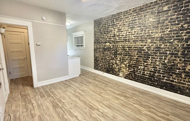 R0180 - Pettygrove Apartments