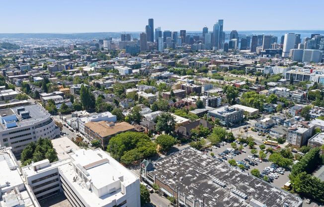 1 bed, 1 bath, 523 sqft, $1,912, Unit 405