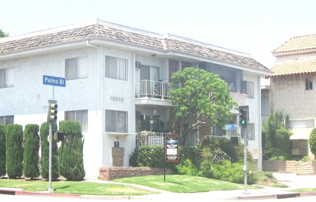 p10883