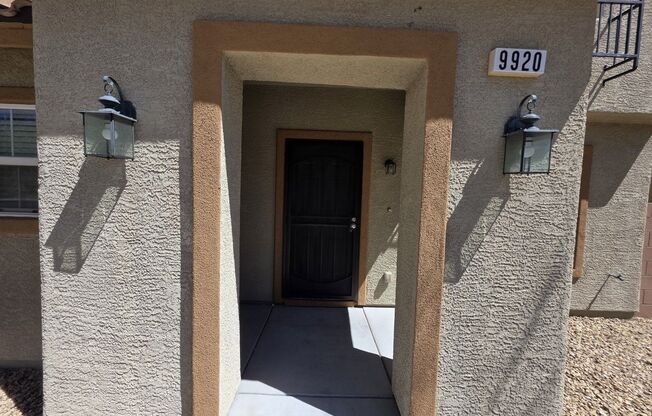 Impeccable Home in a Cul-de-Sac with Great Curb Appeal!